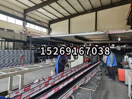 斷橋鋁門窗內部填充物 聚氨酯泡沫(圖5) 聚氨酯泡沫斷橋鋁門窗內部填充物