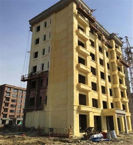 建筑外墻保溫聚氨酯發泡設備(圖2) 建筑外墻保溫聚氨酯發泡案例