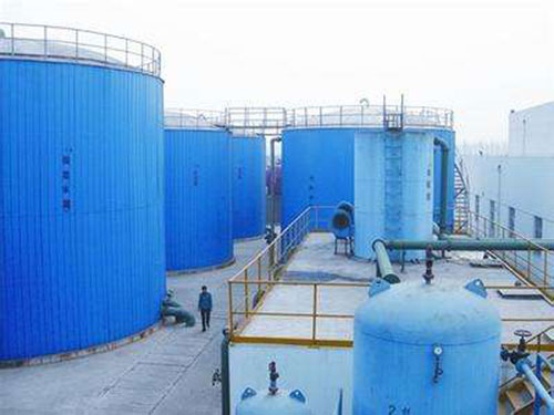 油罐做防腐材料聚脲(圖1) 油罐做防腐材料聚脲施工案例